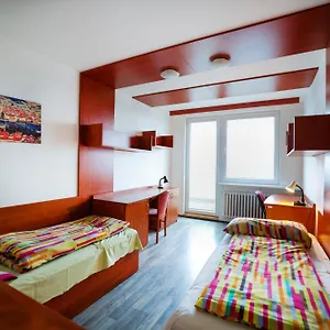 Jarov Iii. F Hostel Praha